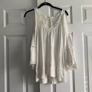 Venus cold shoulder top